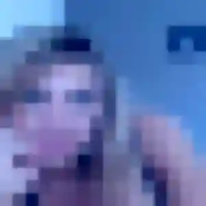 Photo de Anna à Les Églisottes-et-Chalaures (38 ans) - plan cul anonyme