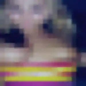 Corinne, 29 ans, connectée à Les Hogues pour une rencontre coquine