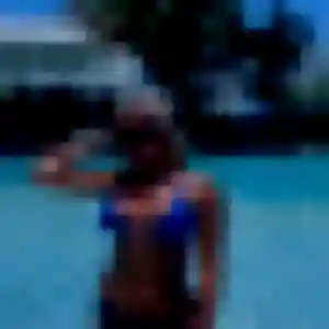 Profil de Flore à Les Hôpitaux-Neufs (27 ans) - plan cul discret