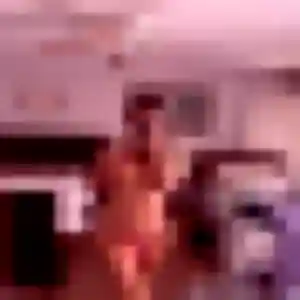 Photo de Candice à Les Trois-Moutiers (32 ans) - plan cul anonyme