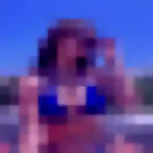 Elena de Lespinasse, 36 ans - plan cul sans prise de tête