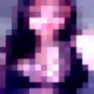 Photo de Emma à Lieuron (22 ans) - plan cul gratuit