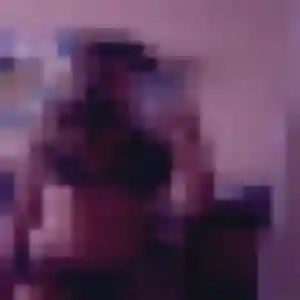 Rosemarie, 28 ans, connectée à Lille pour une rencontre coquine