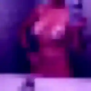 Photo de Celine à Limeray (25 ans) - plan cul sans inscription
