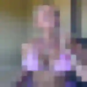 Salome, 30 ans, connectée à Limons pour un plan cul