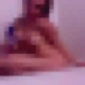 Mylene, 44 ans, cherche un plan cul à Livré-la-Touche