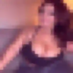 Photo privée de Louise, 27 ans à Livron-sur-Drôme - plan discret