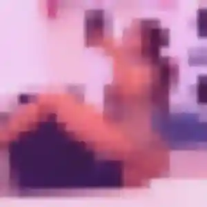 Ariane, 40 ans, connectée à Longaulnay pour un plan cul