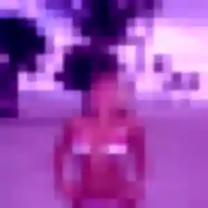 Contacte Anastasia, 26 ans à Longvic en privé