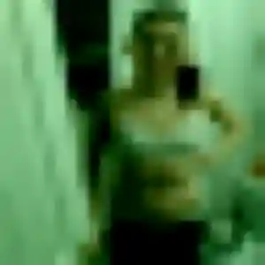 Aurore, 41 ans, disponible à Loretz-d'Argenton pour un plan cul