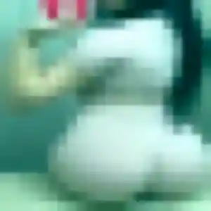 Djamila, femme de 32 ans cherche plan cul à Louchats