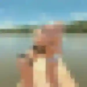 Photo de Geraldine à Louches (26 ans) - plan cul anonyme