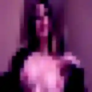 Agnes, 24 ans, connectée à Louvigné-de-Bais pour une rencontre coquine