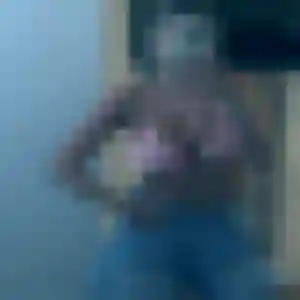 Photo de Marilou à Lury-sur-Arnon (43 ans) - plan cul anonyme