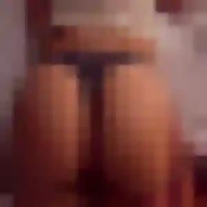 Photo de Garance à Mansigné (39 ans) - plan cul discret