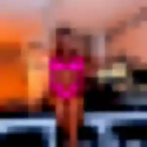 Inaya, 42 ans, en ligne à Marchaux-Chaudefontaine pour une rencontre coquine