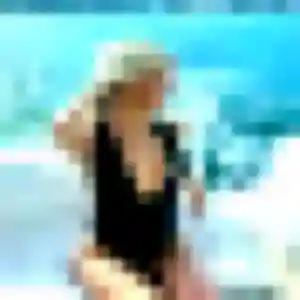 Brune, 24 ans, dispo pour plan cul à Marle