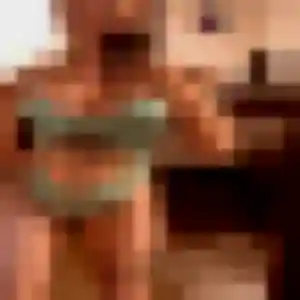 Photo de Albertine à Maroilles (25 ans) - plan cul discret