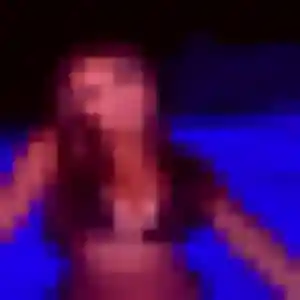 Anne-Charlotte, 28 ans, cherche un plan cul à Marseille-en-Beauvaisis