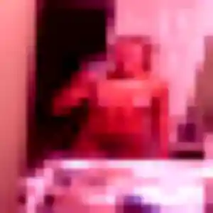 Ines, 33 ans, connectée à Matha pour un plan cul