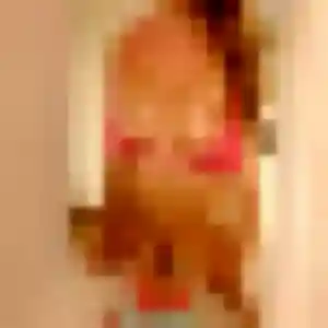 Rejoins Naomi, 44 ans à Matour gratuitement