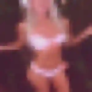 Sexy Jeanne, 41 ans à Maury - voir sa photo