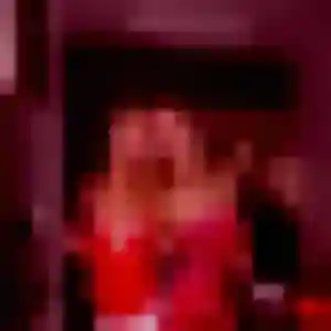 Rejoins Geraldine, 26 ans à Meusnes en privé