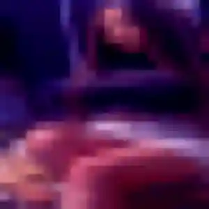 Soraya de Mézos, 23 ans - plan cul discret
