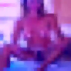 Mylene, fille de 22 ans veut plan cul à Mialet
