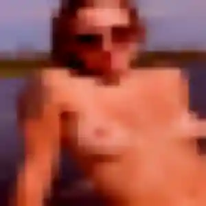 Malika, 28 ans, en ligne à Migné-Auxances pour un plan cul