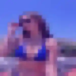 Photo de Lena à Moliens (31 ans) - plan cul discret