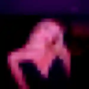 Elvire (34 ans) à Monnaie propose une rencontre ce soir