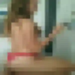 Photo de Noura à Monségur (42 ans) - plan cul discret