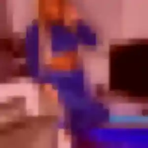 Photo de Clara à Mont-Saint-Aignan (32 ans) - plan cul discret