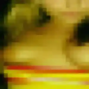 Yasmina, 24 ans, connectée à Mont-Saint-Jean pour une rencontre coquine