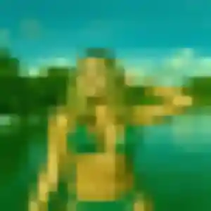 Brune, 26 ans, connectée à Montcornet pour un plan cul