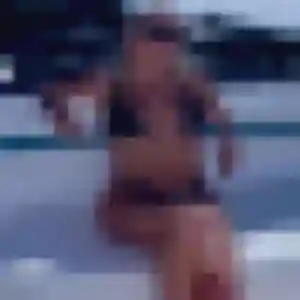 Charmante Justine, 31 ans à Montfort-sur-Argens - voir sa photo