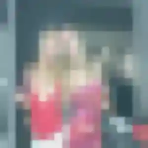 Ulrike, femme de 25 ans cherche plan cul à Montracol