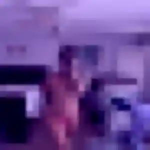 Contacte Eleonore, 44 ans à Montreuil-le-Gast gratuitement