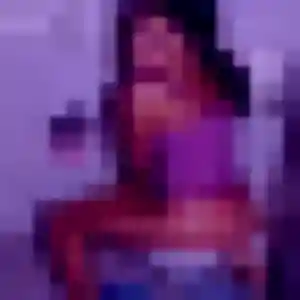 Brune, 32 ans, cherche un plan cul à Montrond-les-Bains