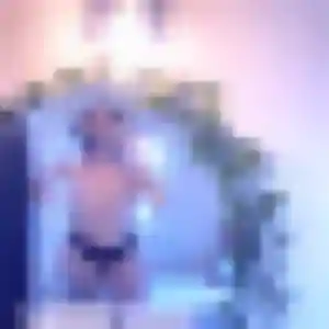 plan cul à Mottier : photo de Ursule, 32 ans - sans engagement