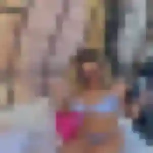 Contacte Vicky, 28 ans à Moulins en privé