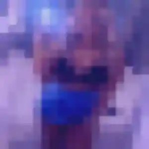 Irina, 43 ans, en ligne à Mours-Saint-Eusèbe pour un plan cul