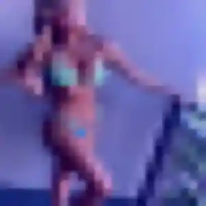 Photo privée de Louisa, 38 ans à Mours - plan discret