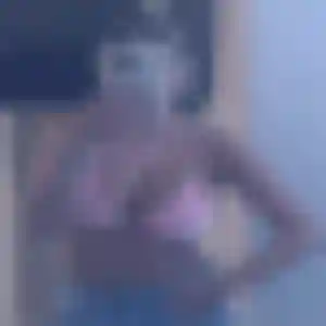 Romina, 33 ans, connectée à Mozé-sur-Louet pour une rencontre coquine