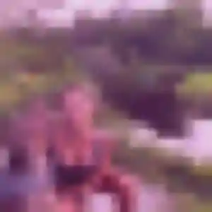 Uranie, 26 ans, connectée à Néfiach pour une rencontre coquine