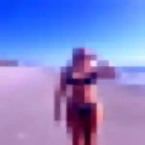 Contacte Oriane, 25 ans à Neuville-sur-Ain gratuitement