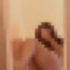 Henriette, femme de 29 ans veut plan cul à Nieuil-l'Espoir