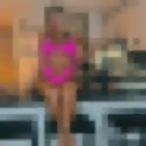 Lamia (42 ans) à Nogent-sur-Marne attend une rencontre ce soir