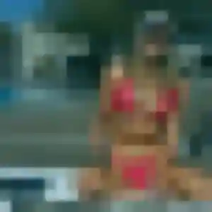 plan cul à Noisy-sur-Oise : profil de Adele, 22 ans - accès libre